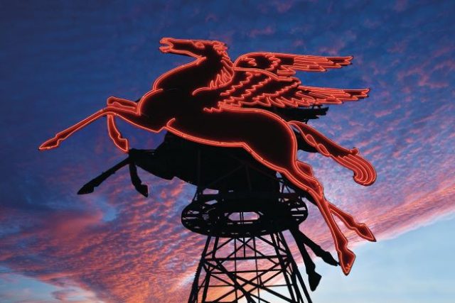 Downtown - Pegasus_rgb_l-01424f6