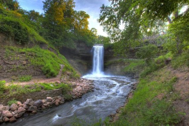 MinnehahaFalls_1920x1080_CREDIT_PhotoCourtesyOfMeetMinneapolis-small